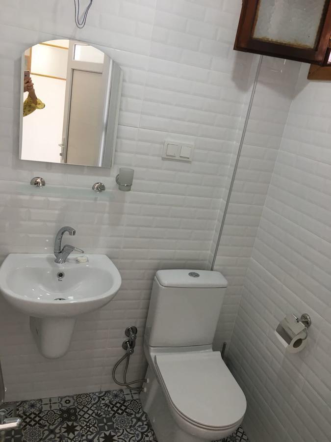 Miss Hotel Karya Oren  外观 照片
